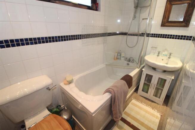 En Suite Bathroom