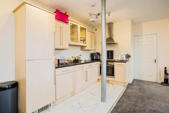 2 bed Apartment for sale Image 5
