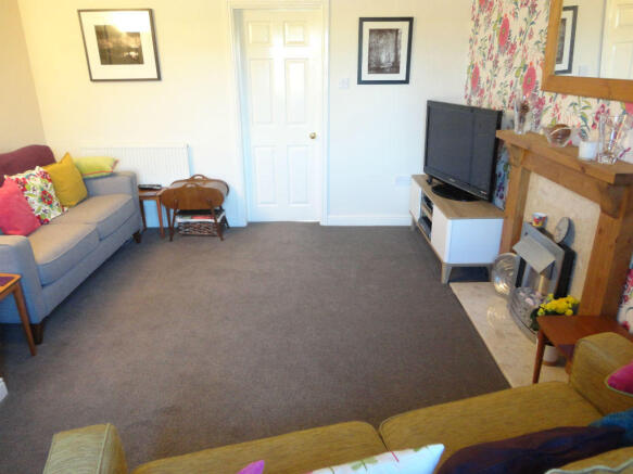 Photo 3