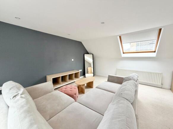 1 bed Flat to rent Image 5