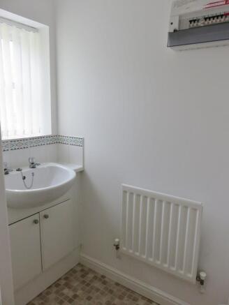 3 bed Terraced to rent Image 5
