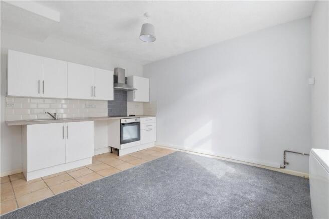 Living / Kitchen