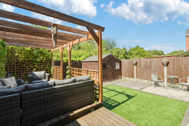 4 bed Semi-Detached for sale Image 4