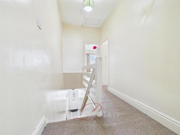 CAM05148G0-PR0093-STILL008.jpg