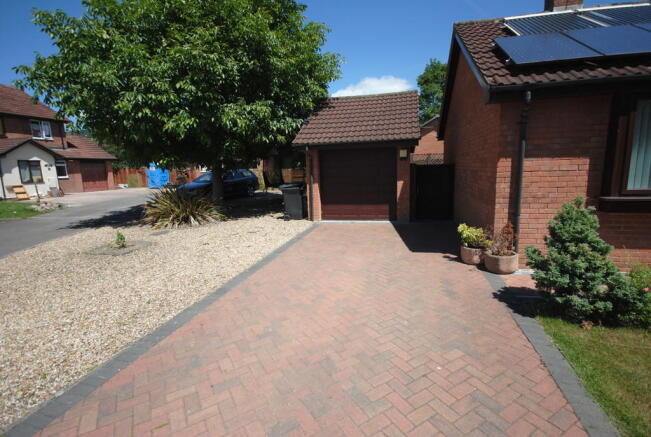 Photo 13