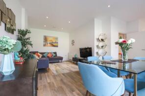 3, 77 Mullholland House, Hartfield Road, Wimbledon, London SW19 3ES
