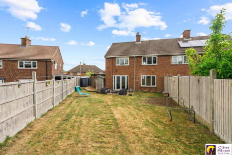 Stanelow Crescent, Standon, Herts