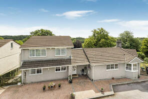 Altrees House, Stokelake, Newton Abbot TQ13 0EF