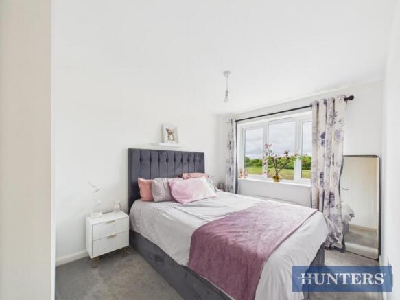 3 bed Semi-Detached for sale Image 8