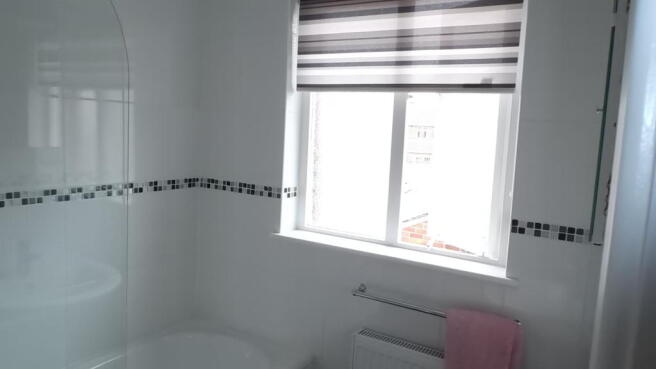 bathroom v2.JPG