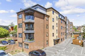 Flat 5, 10a Kelsey Apartments, Bridge Street, Leatherhead KT22 8FH