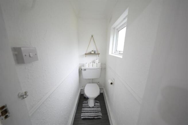 3 bed Terraced for sale Image 11