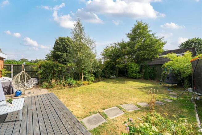 Woodlands Grove, Higher Heath. photo 4