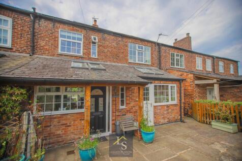 King Street, Woodford, SK7