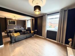 8, Shaw Place, Leek ST13 6ES