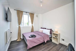 16, Chadbourn Street, London E14 6QP