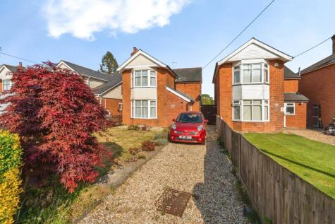 Calmore Road, Calmore, Southampton, Hampshire, SO40