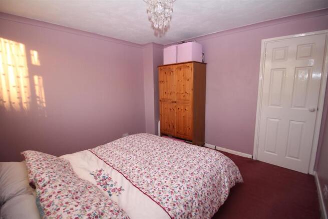Bedroom 1a.JPG