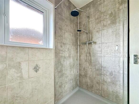 3 bed Semi-Detached for sale Image 10