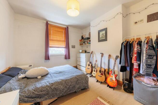 B/room 1