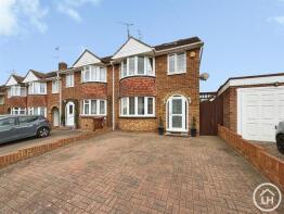 31, Northumberland Avenue, Rainham, Gillingham ME8 7JZ