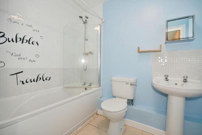 1 bed Flat for sale Image 11