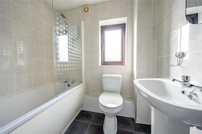2 bed Apartment for sale Image 8
