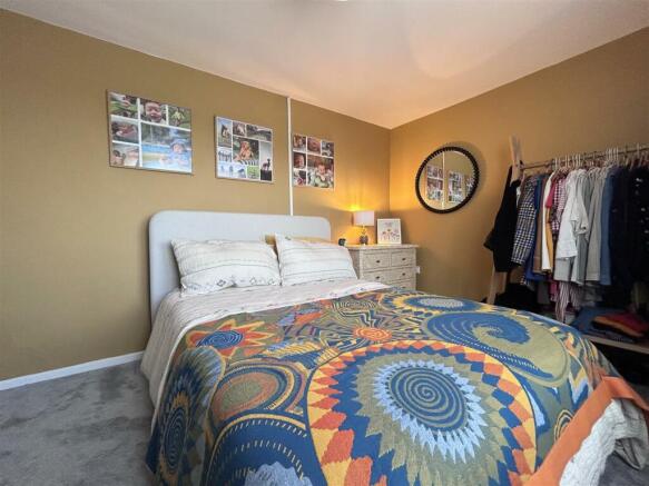 GROUND FLOOR BEDROOM (FARMHOUSE).jpeg