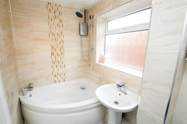 First Floor Bathroom