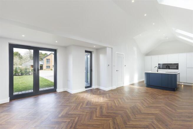 Open Plan Reception