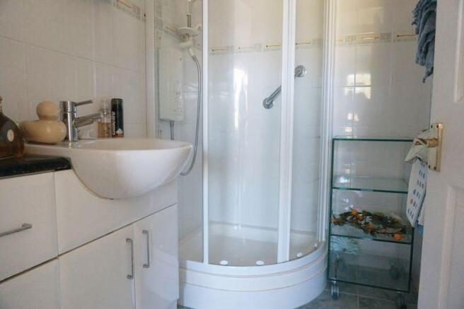 En-Suite Showe...