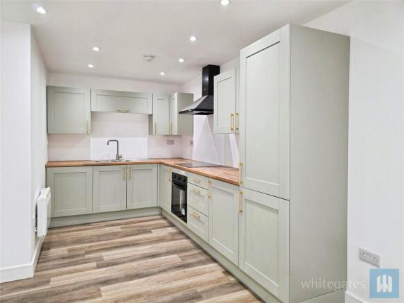 2 bed Apartment to rent Image 5