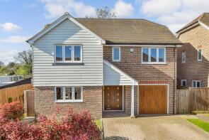 10, The Tracies, Sittingbourne ME9 7TQ