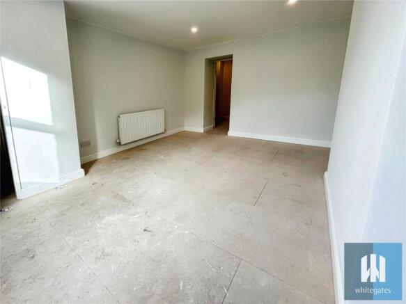 2 bed Terraced to rent Image 6