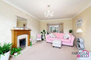 9, Ravens Grove, Reedley, Burnley BB10 2RD