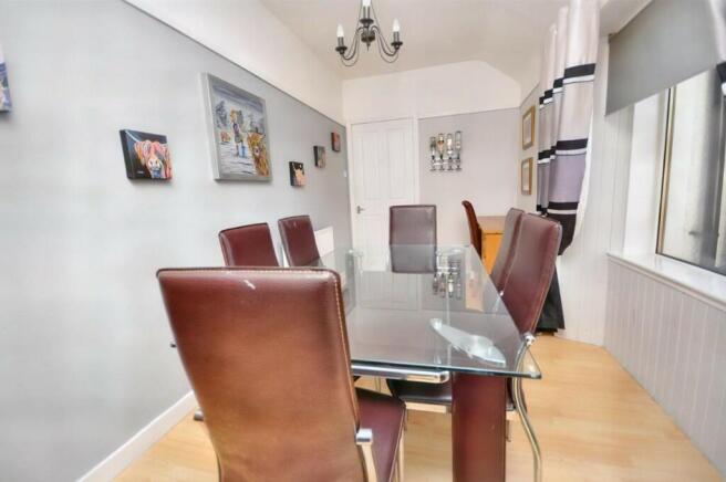 Dining Room/3rd Bed