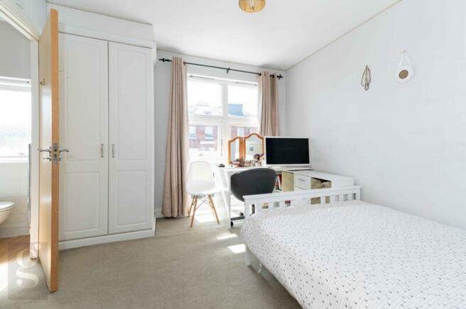 Photo 13