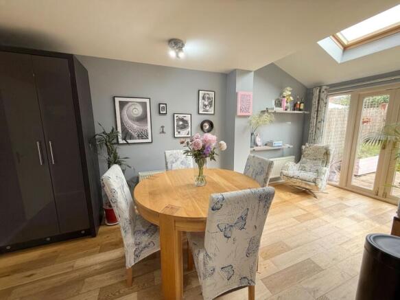 4 bed Terraced for sale Image 7