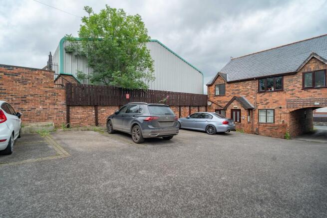 1 bed Flat for sale Image 10