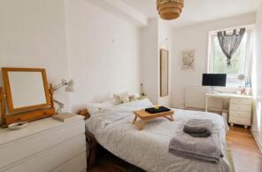 19, Addington House, Stockwell Road, London SW9 0TZ