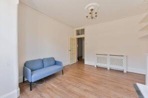 Flat 7, Newlands Terrace, Queenstown Road, London SW8 3RL