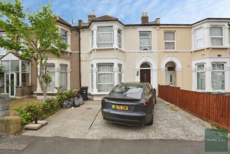 Pembroke Road, Ilford, IG3