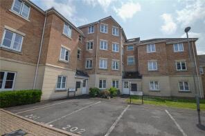6, 4 Waterfall House, Endeavour Road, Covingham, Swindon SN3 4EX