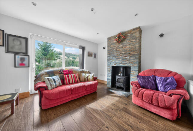 1424115-7-69c5721...