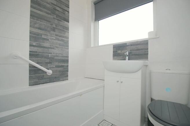 2 bed Bungalow for sale Image 7