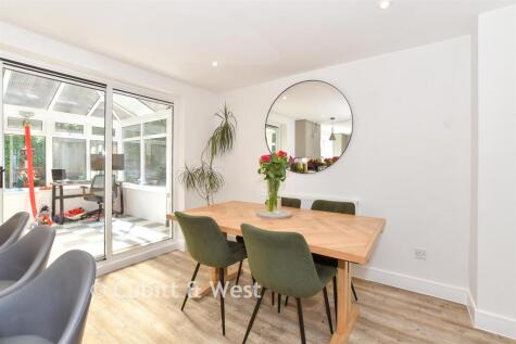 Rectory Close, Ashington, West Sussex