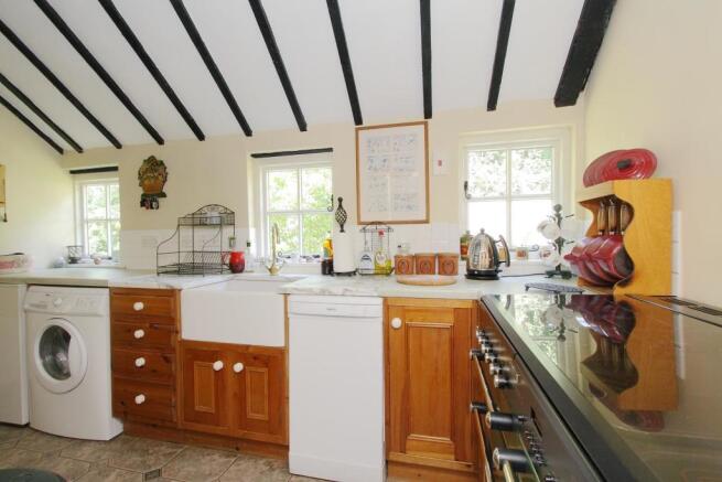 Kitchen.JPG