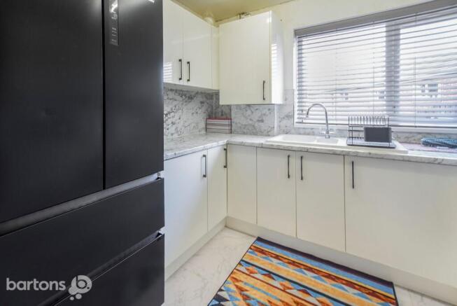 3 bed House for sale Image 5