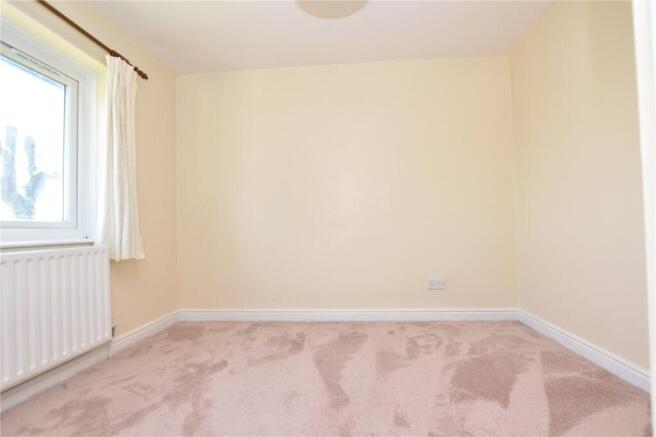 4 bed Detached for sale Image 12