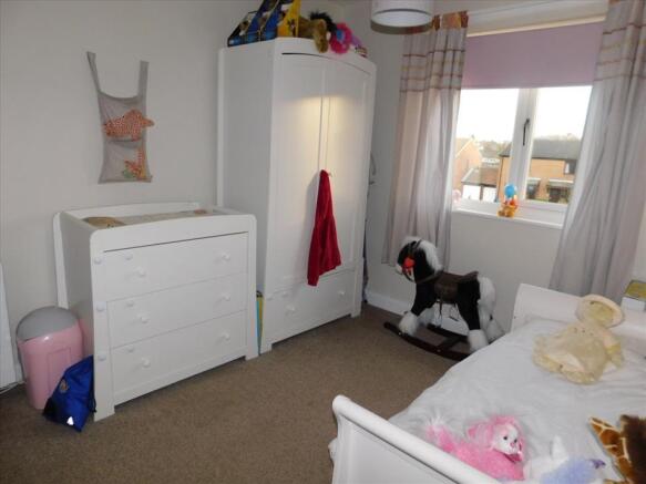 BEDROOM 2